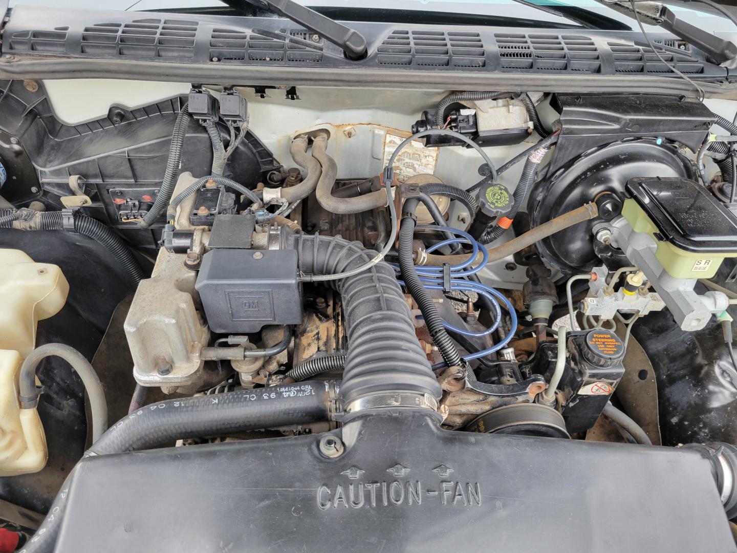 1994 Silver /Brown Chevrolet S10 Pickup (1GCCS144XR8) with an 2.2L I4 engine, 5 Speed Manual transmission, located at 450 N Russell, Missoula, MT, 59801, (406) 543-6600, 46.874496, -114.017433 - Good running little truck. 5 Speed Manual Transmission. AM FM Cassette. Financing NOT Available. - Photo#9